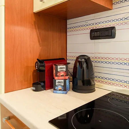 Open Space-top Position Salerno