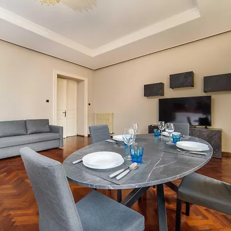 Open Space-top Position *